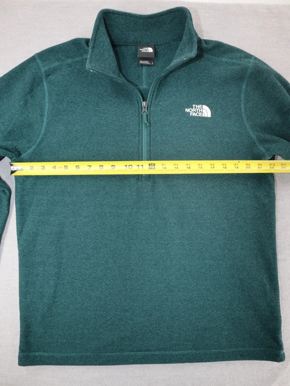 The North Face Men's Teal Quarter-Zip Fleece Pullover